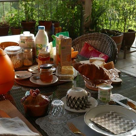 Le Dormeur Du Val Bed & Breakfast Le Mas-d'Agenais ภายนอก รูปภาพ