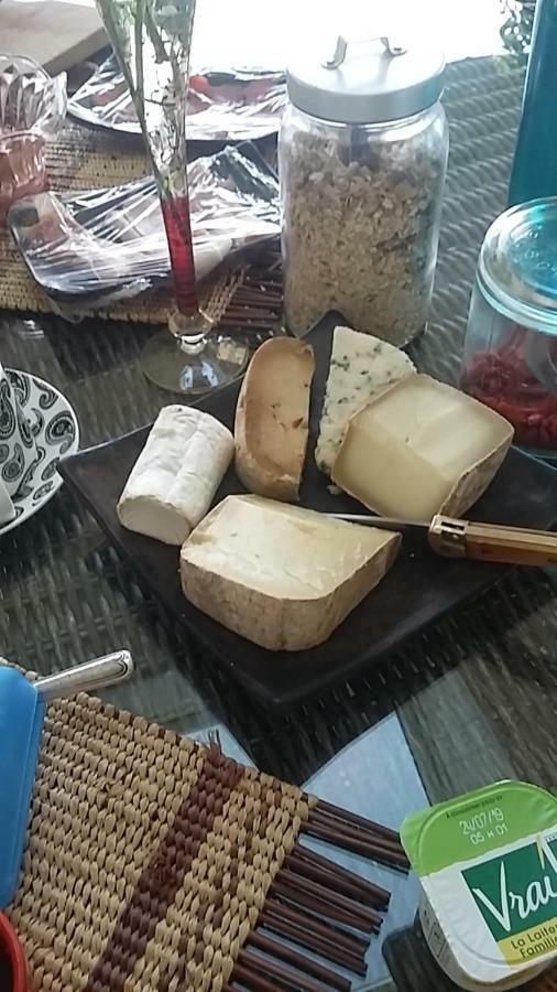 Le Dormeur Du Val Bed & Breakfast Le Mas-d'Agenais ภายนอก รูปภาพ