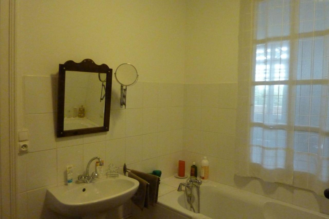 Le Dormeur Du Val Bed & Breakfast Le Mas-d'Agenais ห้อง รูปภาพ